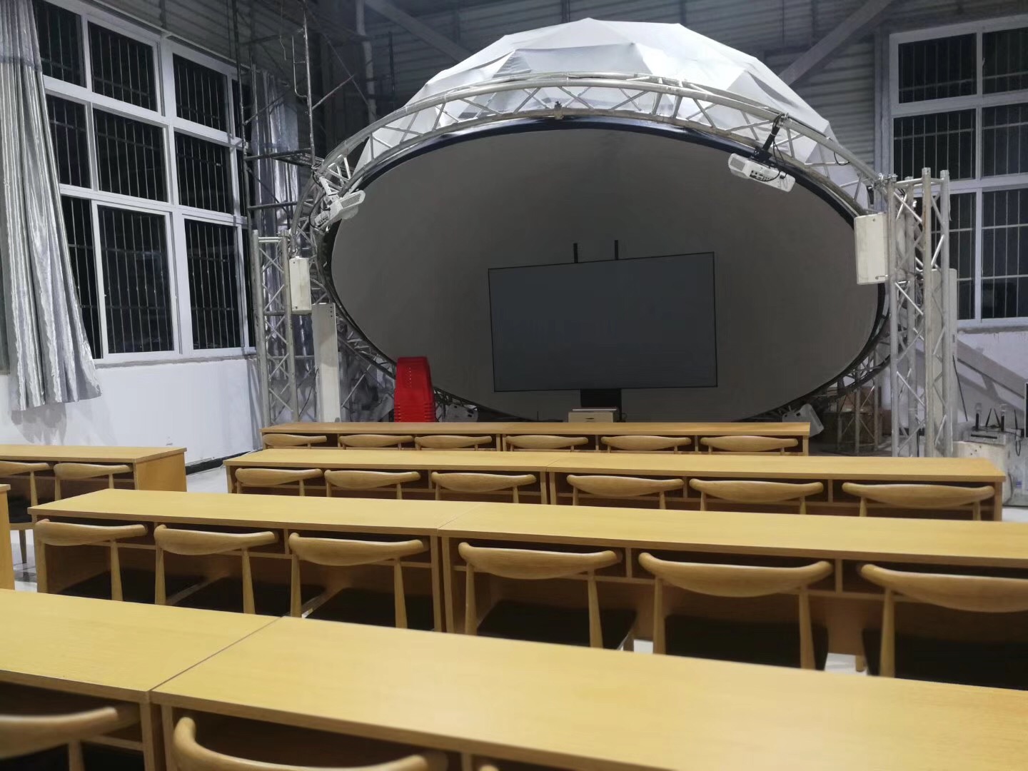 Immersive 360° projection dome 4 meter diameter , Dome Screen for Immersive Theaters